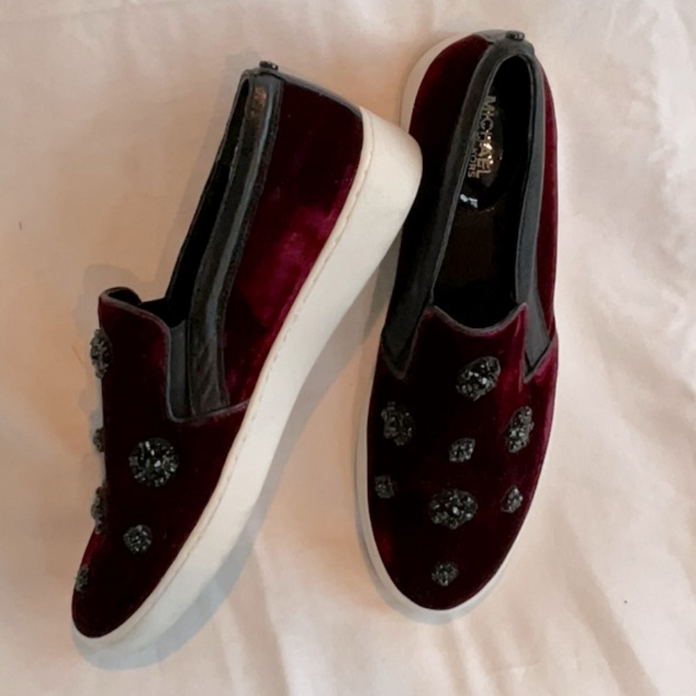 MICHAEL Michael Kors Keaton Deep Purple Velvet Shiny Black Beaded Floral Accents